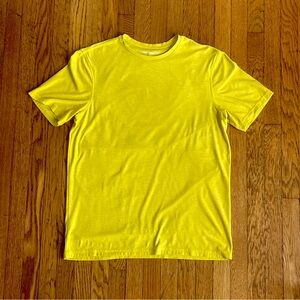 Outdoor Voices Men’s CloudKnit Yellow Shortsleeve Tee - Size S